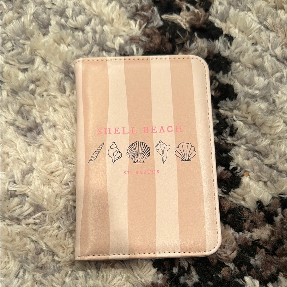 NWT Anthropologie Frasier Sterling Shell Beach Passport Case